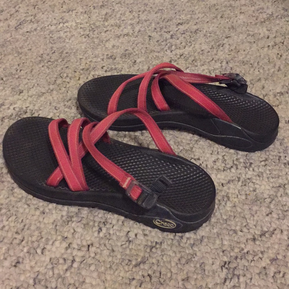 Pink chacos